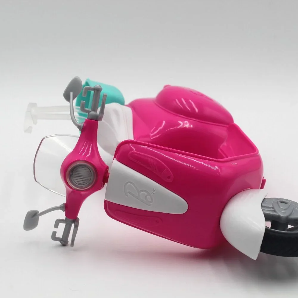 Barbie Pink & White Scooter Vespa Moped Vehicle No Stopper 2016 Mattel